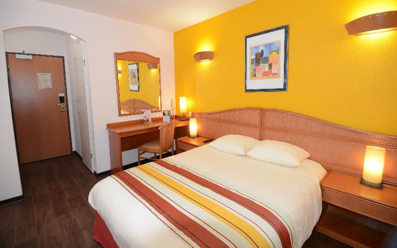 B&B Hotel Strasbourg Aeroport Holtzheim Exterior photo